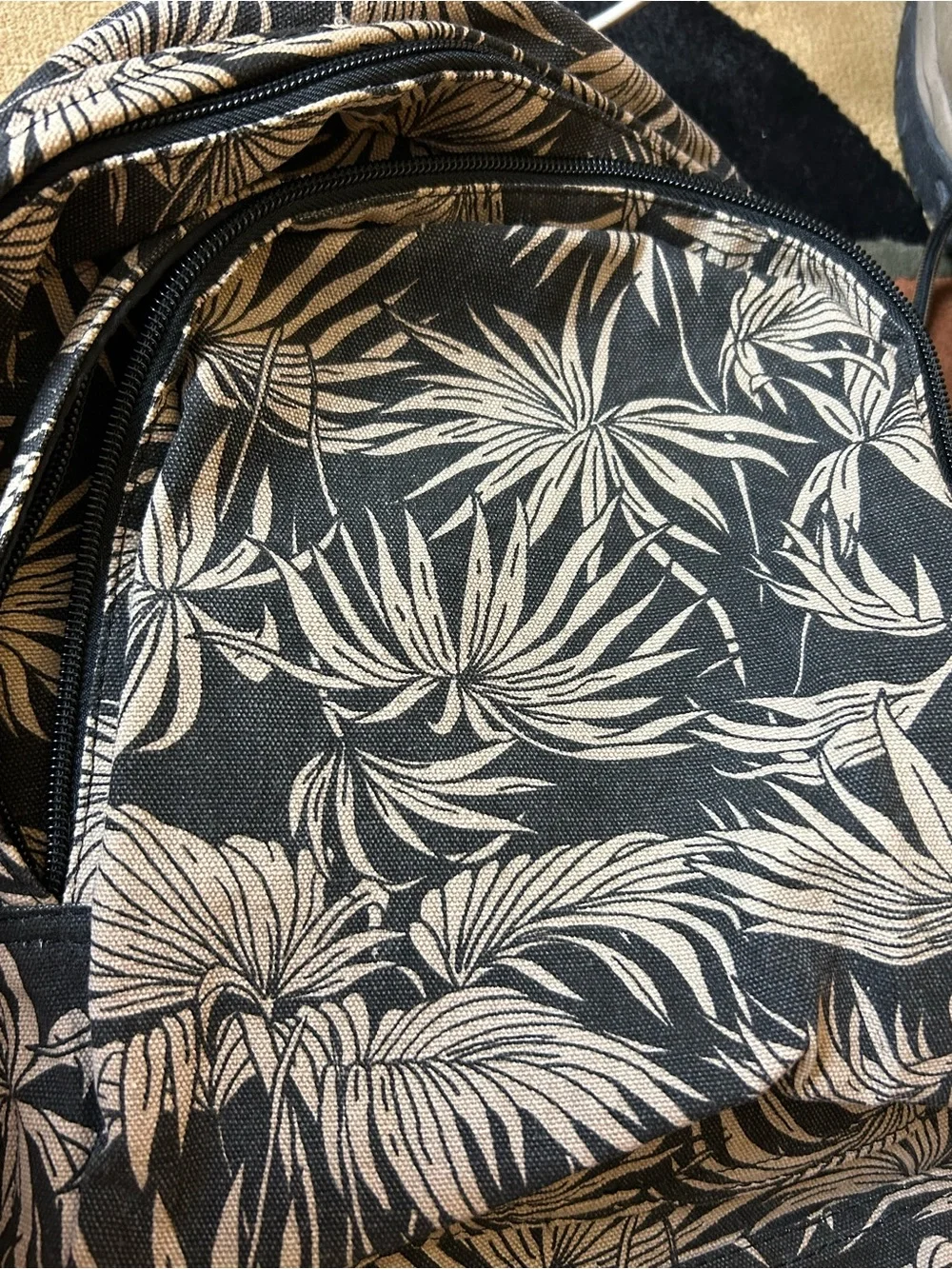 Billabong Black & Cream Leaf-Print Backpack